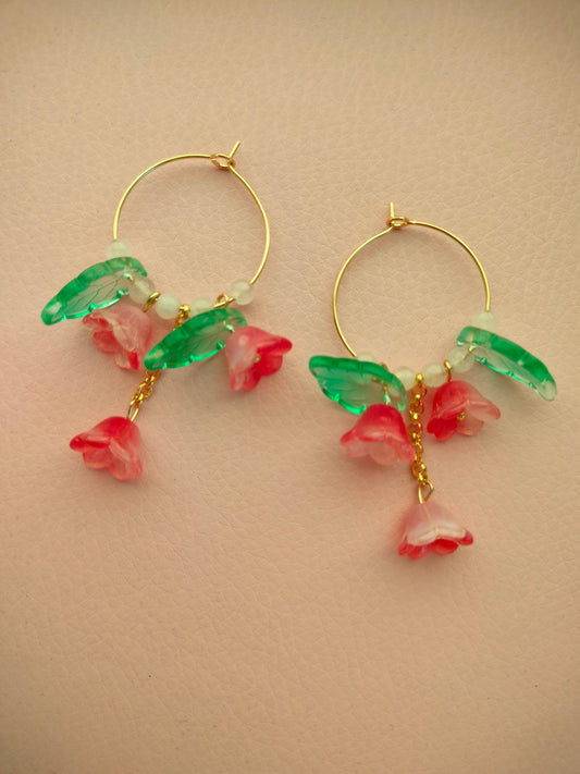 Isot lasikukka korvikset punaiset