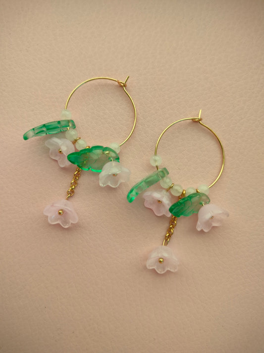 Isot lasikukka korvikset pinkit